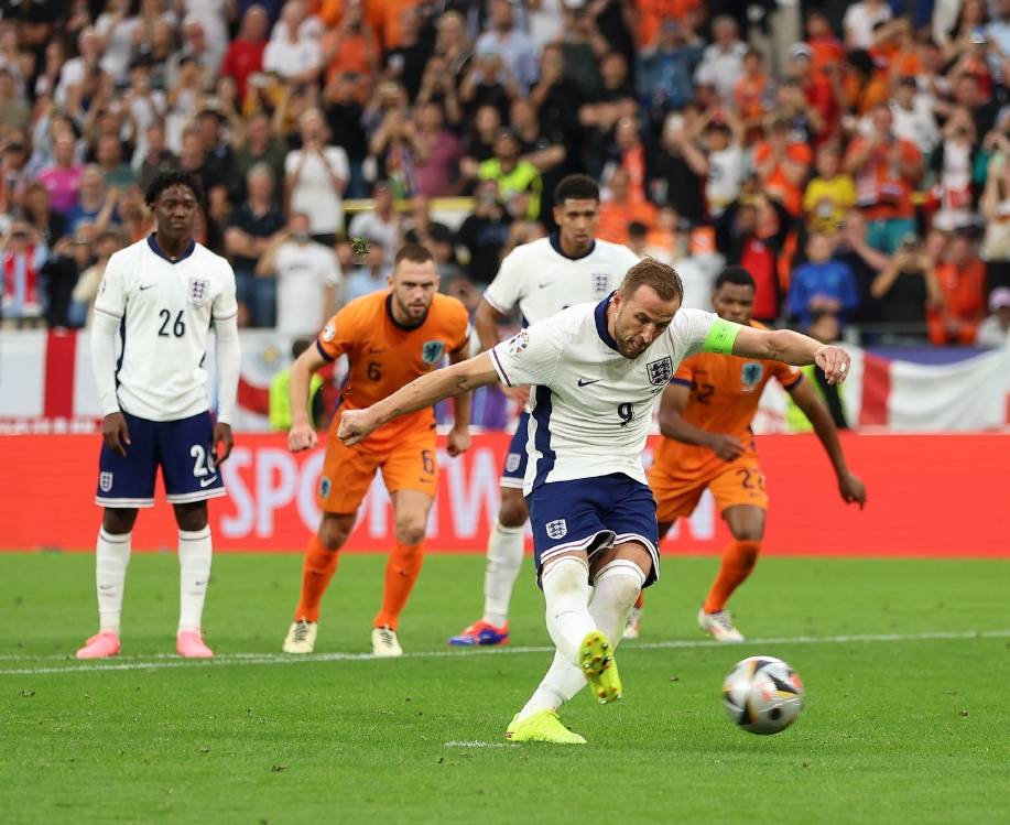 关于英格兰击败荷兰，成功晋级决赛的信息