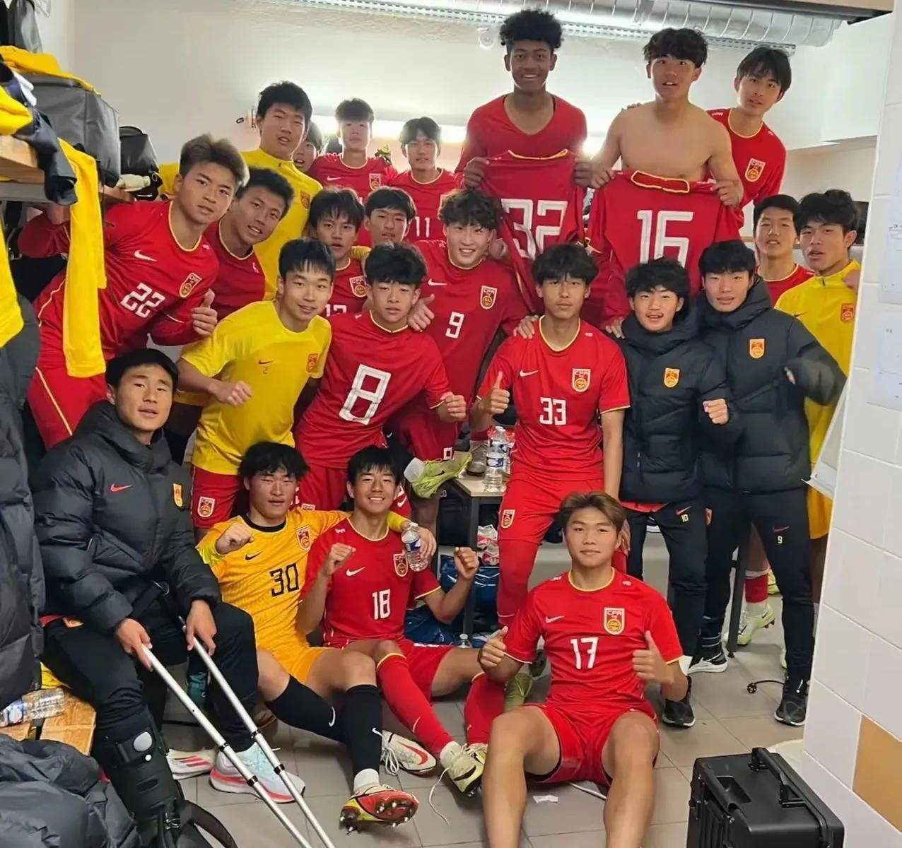 关于关键之战!欧洲国家杯赛球队决胜局在即,备战全面展开的信息 关于关键之战!欧洲国家杯赛球队决胜局在即,备战全面展开的信息