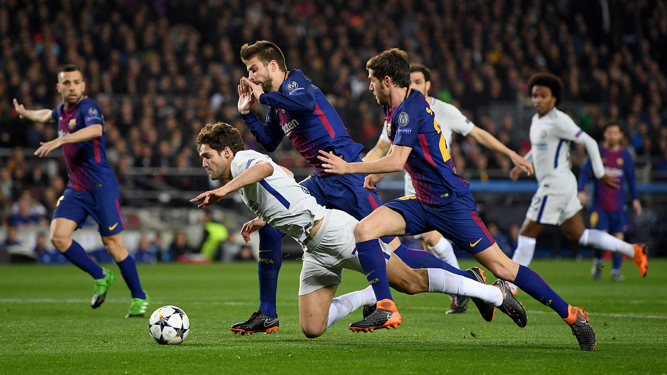 巴萨前锋频频破门，助球队连胜三场