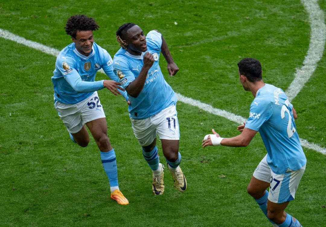 曼城大胜对手，领先优势扩大至十分的简单介绍