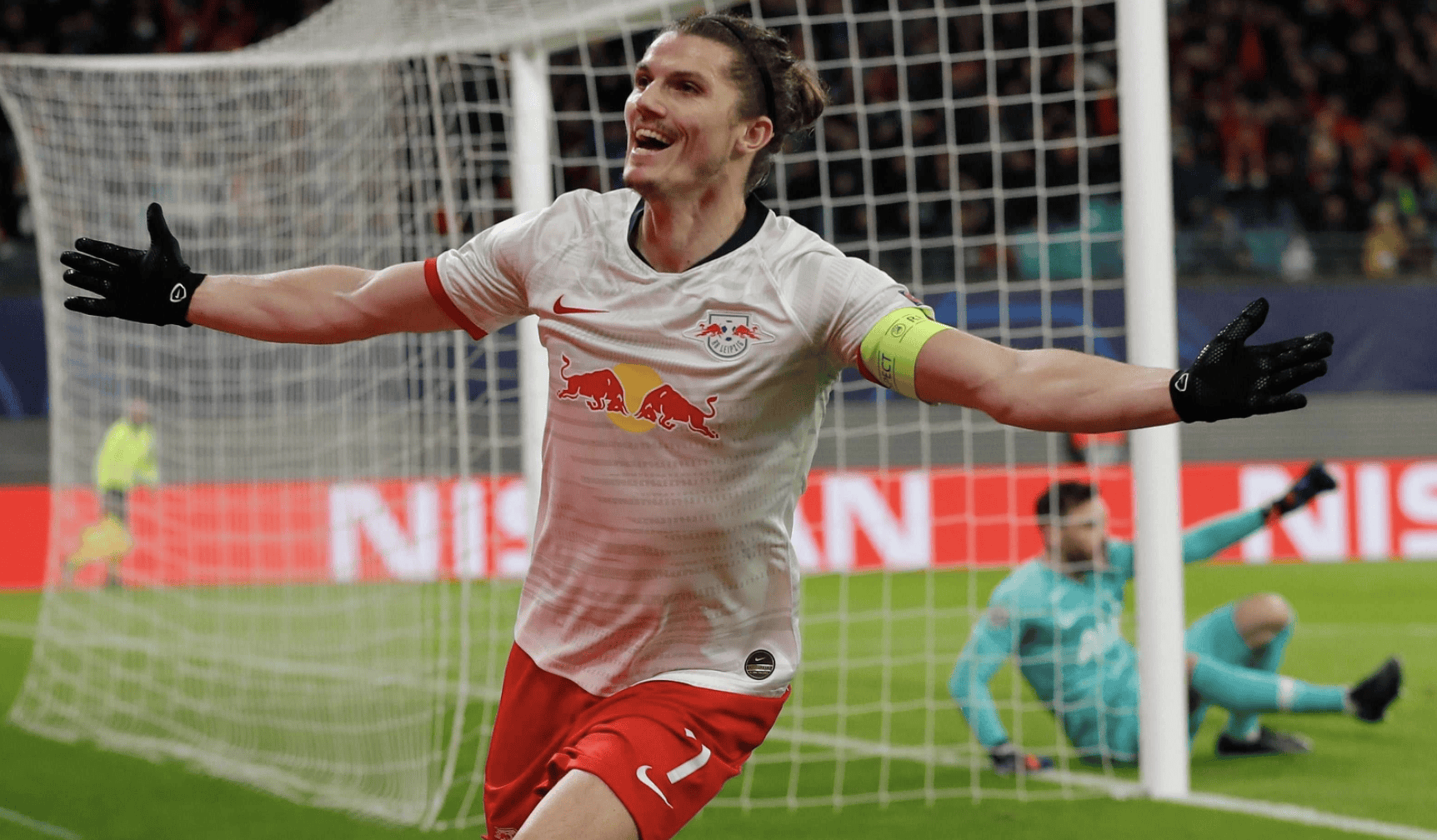 门兴格拉德巴赫队员因伤缺席比赛，球队痛失主力的简单介绍