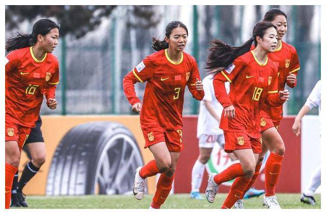 包含中国女足备战国际杯赛,展现出战胜困难的决心的词条 包含中国女足备战国际杯赛,展现出战胜困难的决心的词条