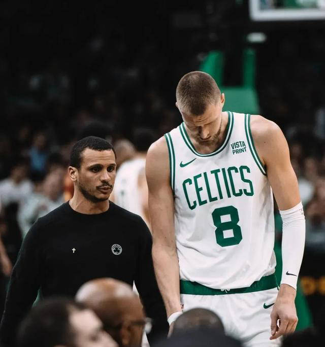 包含波尔津吉斯复出首战，东契奇状态火爆，猛龙成为焦点！的词条