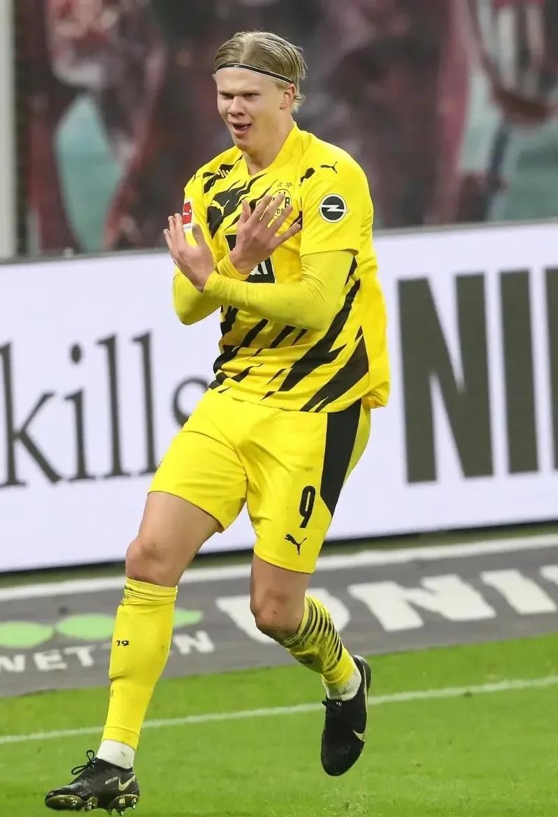 哈兰德新星比赛规则变更表现突出，法国队前途光明！